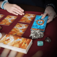 Avenirtel | voyant Hannah